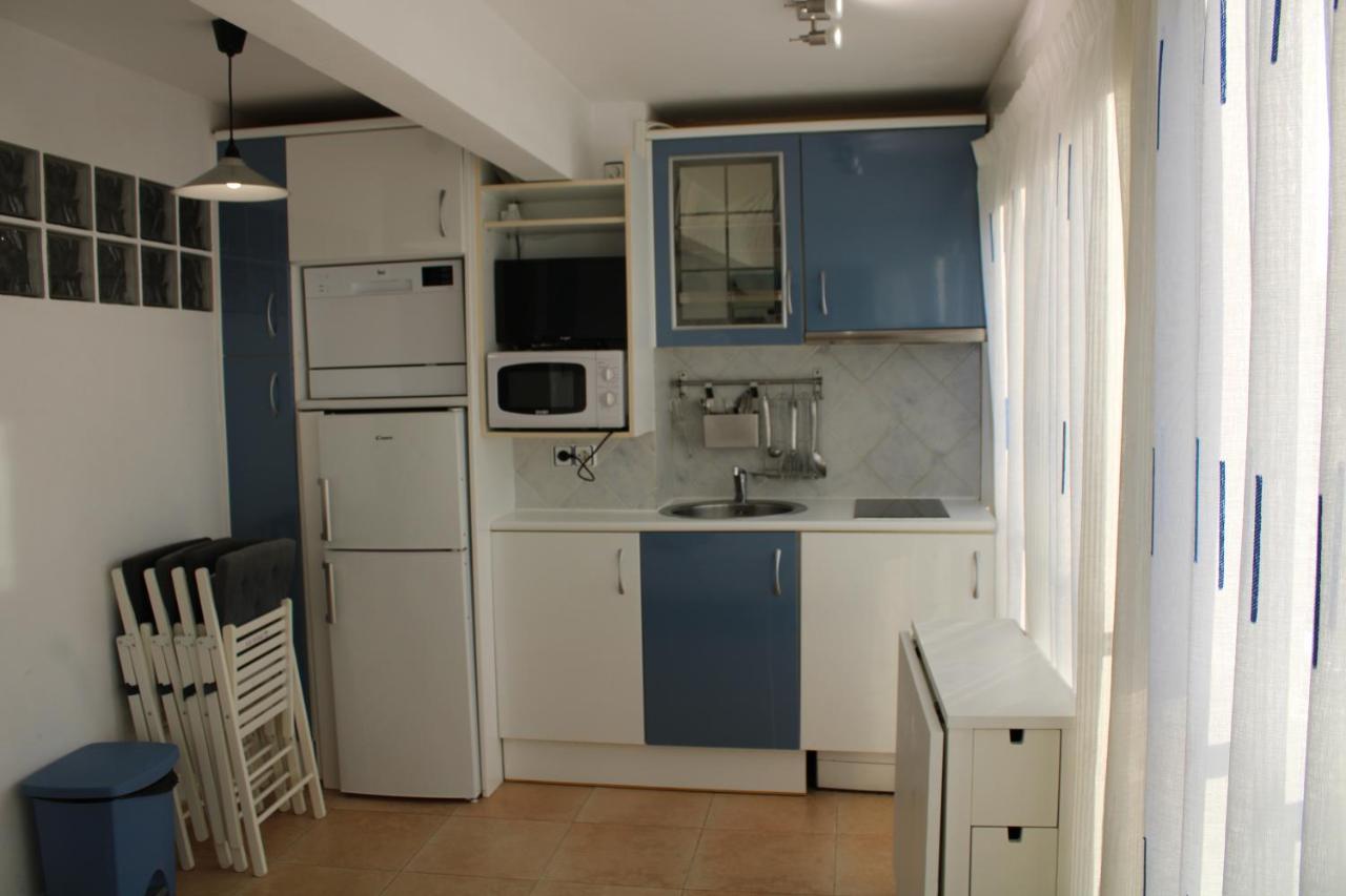 Estudio Primera Linea De Mar Con Piscina Y Parking Apartment Platja d'Aro Bagian luar foto